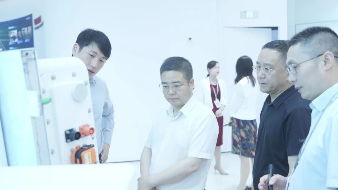 1784535145083 兰州-参观